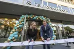 Eröffnung der neuen Firmenzentrale